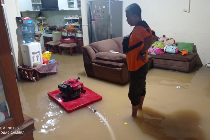 Permukiman di Rangkasbitung terendam banjir Permukiman di Rangkasbitung terendam banjir