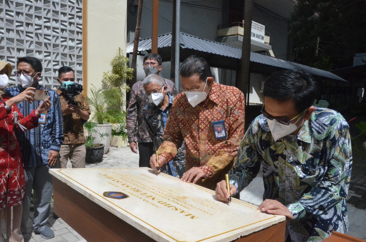 Hormati kadafar, Fakultas Kedokteran UB bangun Monumen Dwija Monabrata Pratistha Hormati kadafar, Fakultas Kedokteran UB bangun Monumen Dwija Monabrata Pratistha