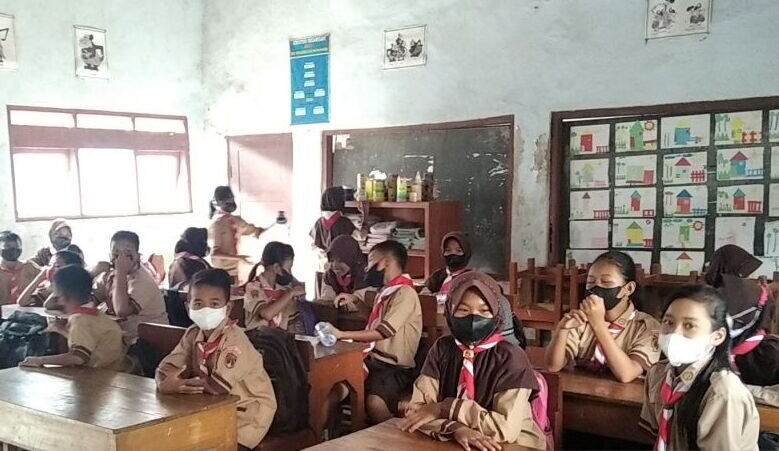 Sekolah di Rembang gelar pembelajaran tatap muka kapasitas 50 persen Sekolah di Rembang gelar pembelajaran tatap muka kapasitas 50 persen