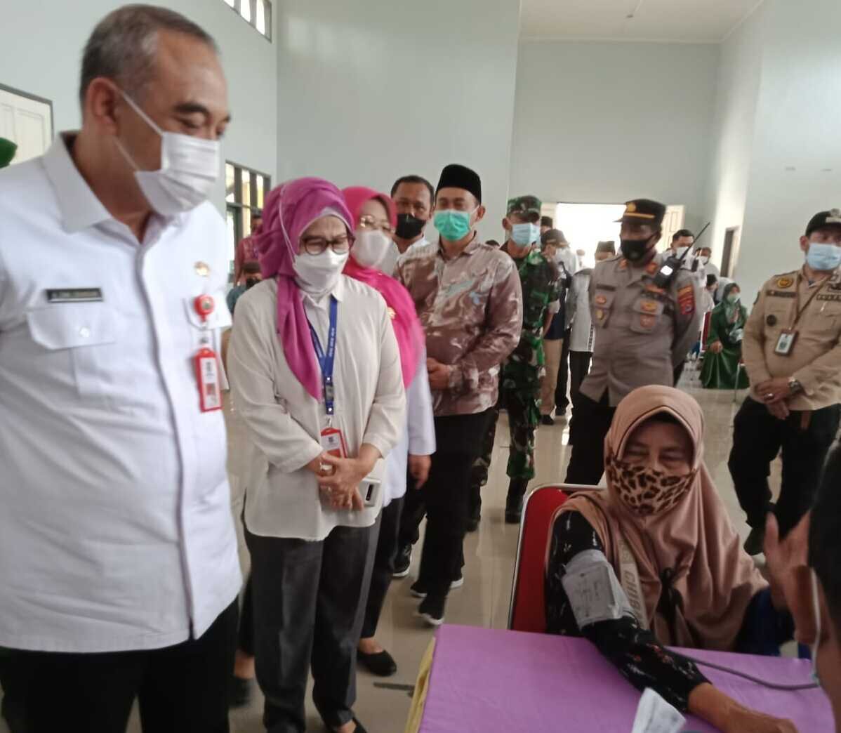 Pemkab Tangerang siapkan 80.000 vaksin booster untuk lansia