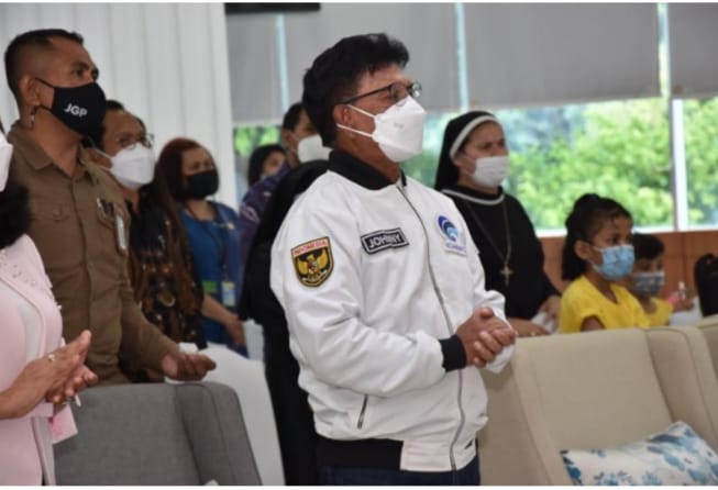 Perayaan Natal Kominfo, Menteri Johnny ajak umat Kristiani kuat hadapi pandemi Perayaan Natal Kominfo, Menteri Johnny ajak umat Kristiani kuat hadapi pandemi