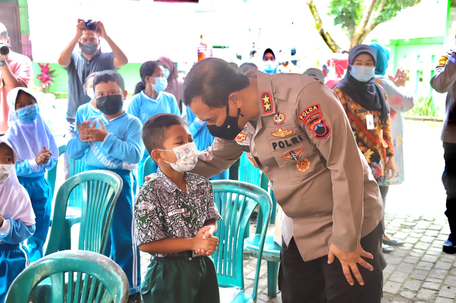 Kapolda Jateng pantau Vaksinasi Merdeka anak di SD Rancuacir 03 Salatiga