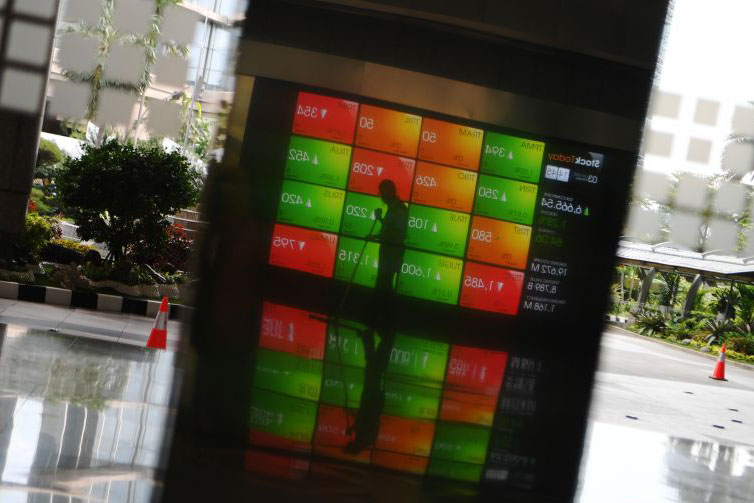 IHSG Selasa dibuka menguat 9,82 poin IHSG Selasa dibuka menguat 9,82 poin