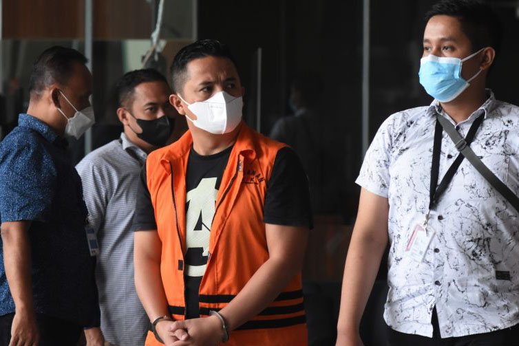 KPK panggil 20 saksi terkait kasus orang kepercayaan Zumi Zola