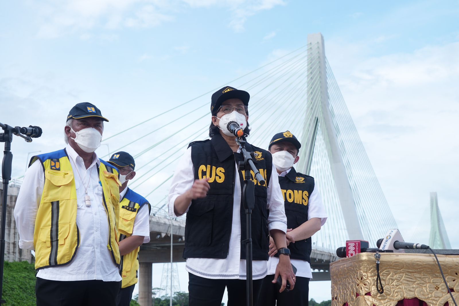 Kunjungi IKN, Sri Mulyani resmikan proyek infrastruktur yang dibiayai SBSN
