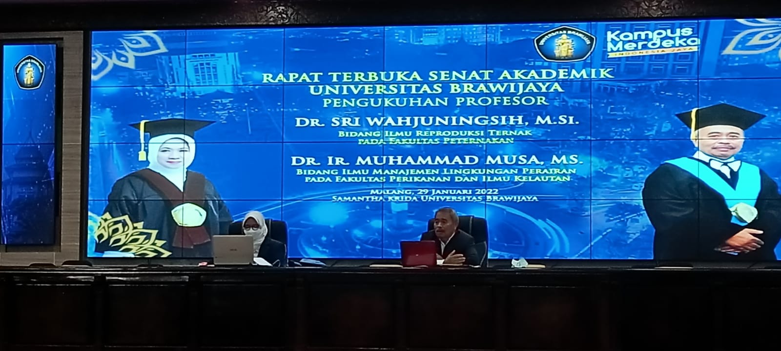 UB kembali kukuhkan dua orang profesor UB kembali kukuhkan dua orang profesorÂ