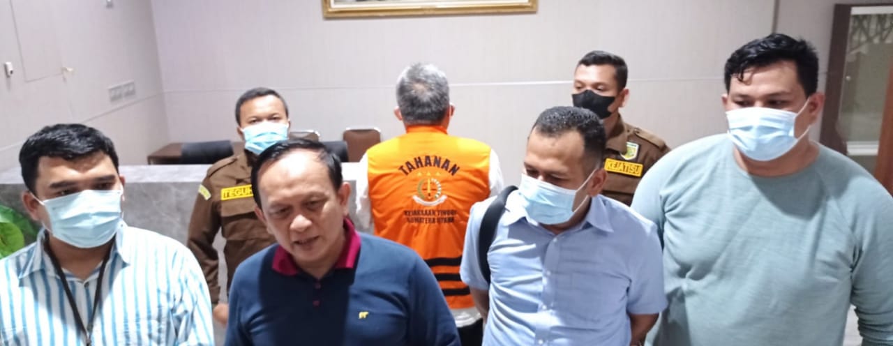 DPO sejak 2018, Tim Tabur Intelijen Kejatisu tangkap mantan Kacab BSM Gajah Medan di Bandung DPO sejak 2018, Tim Tabur Intelijen Kejatisu tangkap mantan Kacab BSM Gajah Medan di Bandung