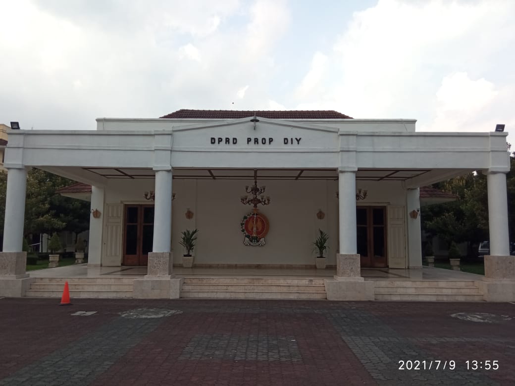 Komisi A DPRD DIY desak Pemda DIY serius tangani klitih