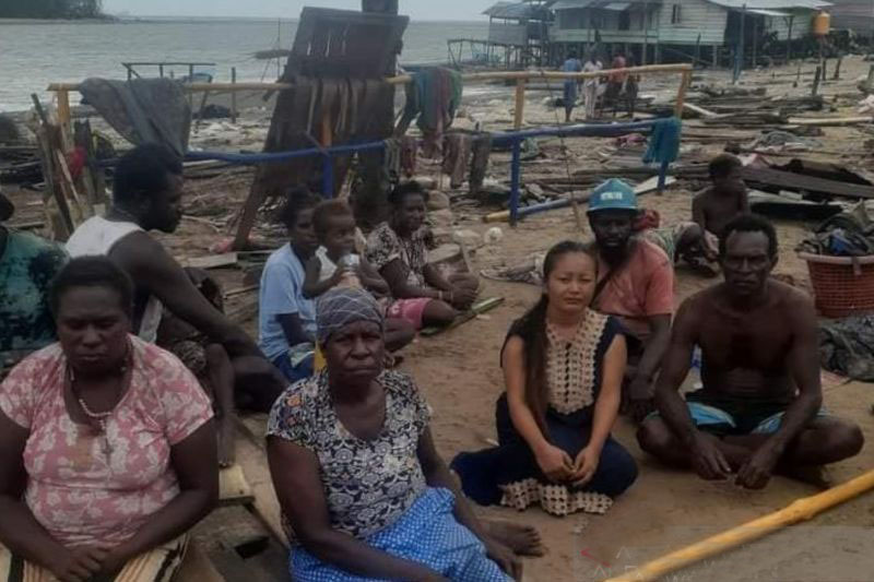 Tiga kampung di Distrik Amar rusak parah akibat banijir rob