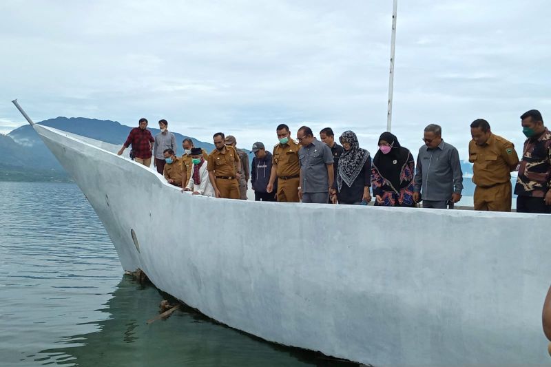 Pemkab Solok hentikan pembangunan objek wisata Danau Singkarak