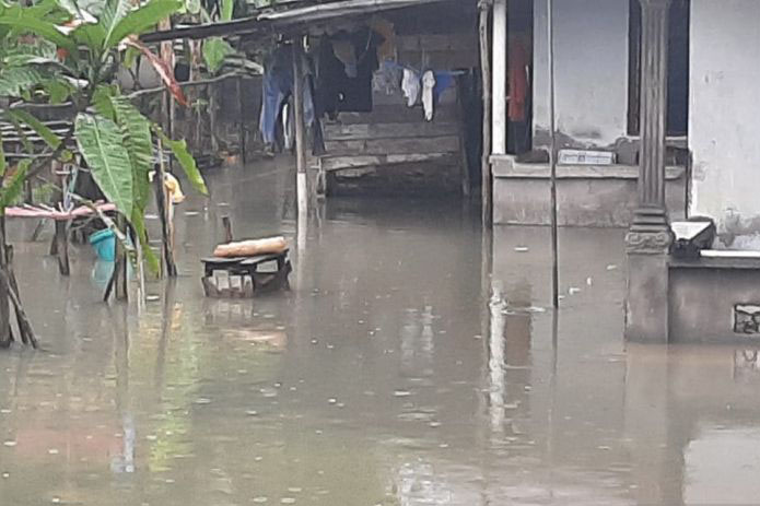 Puluhan rumah di Sungailiat terancam terendam banjir Puluhan rumah di Sungailiat terancam terendam banjir