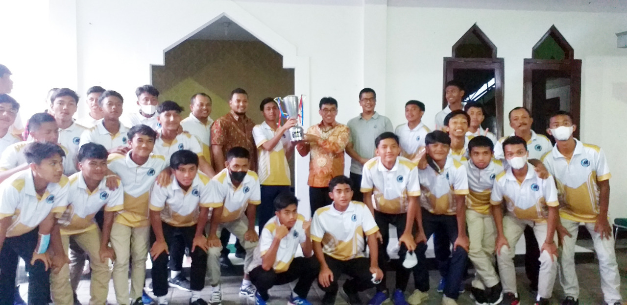 Jelang Piala Soeratin, Â Tim Hati Beriman minta doa restu Wawakot Salatiga Jelang Piala Soeratin, Â Tim Hati Beriman minta doa restu Wawakot Salatiga
