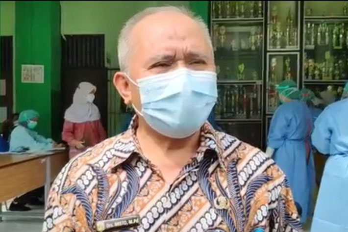 SMPN 252 lakukan penelusuran kontak siswa positif COVID-19 SMPN 252 lakukan penelusuran kontak siswa positif COVID-19