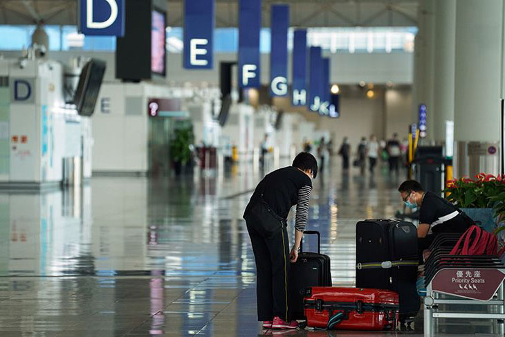 Hong Kong tangguhkan penerbangan transit dari 150 negara akibat COVID Hong Kong tangguhkan penerbangan transit dari 150 negara akibat COVID