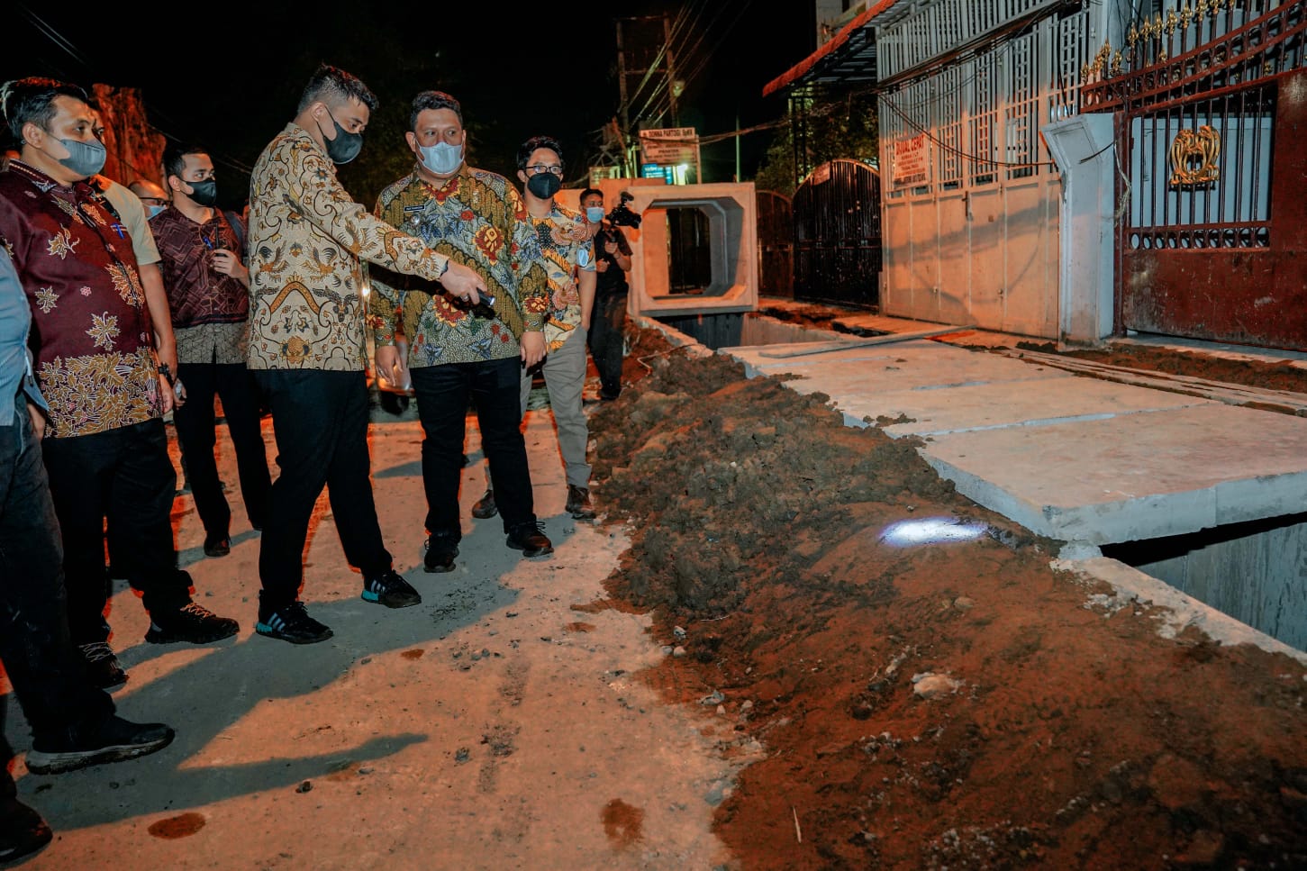 Banyak tuai keluhan, Bobby Nasution sidak pengerjaan drainase Sei Belutu Banyak tuai keluhan, Bobby Nasution sidak pengerjaan drainase Sei Belutu