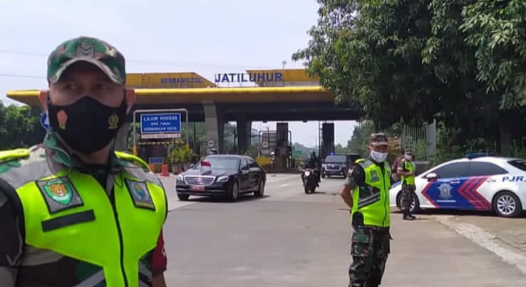 Tiba di Purwakarta, Jokowi tinjau terowongan KCIC Tiba di Purwakarta, Jokowi tinjau terowongan KCIC