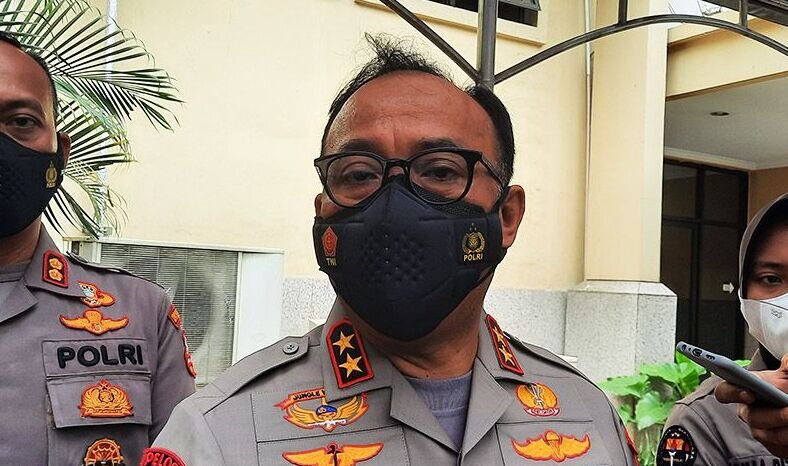 Kapolrestabes Medan terancam sanksi tegas bila terbukti terima suap Kapolrestabes Medan terancam sanksi tegas bila terbukti terima suap