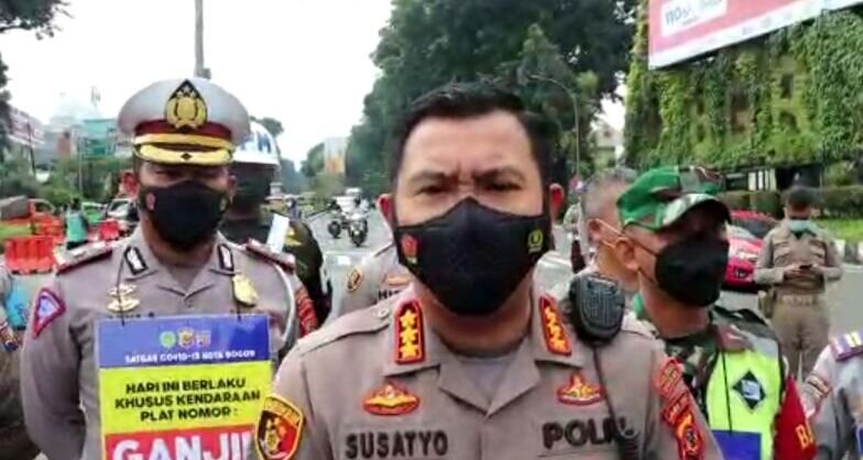 Polresta Bogor Kota putar balik 3.525 kendaraan Sabtu siang Polresta Bogor Kota putar balik 3.525 kendaraan Sabtu siang