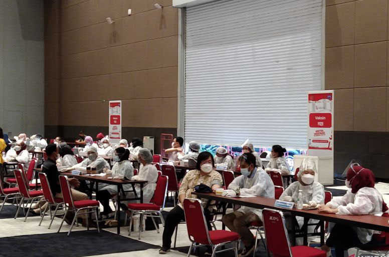 Wagub Riza: DKI jadi prioritas vaksinasi booster