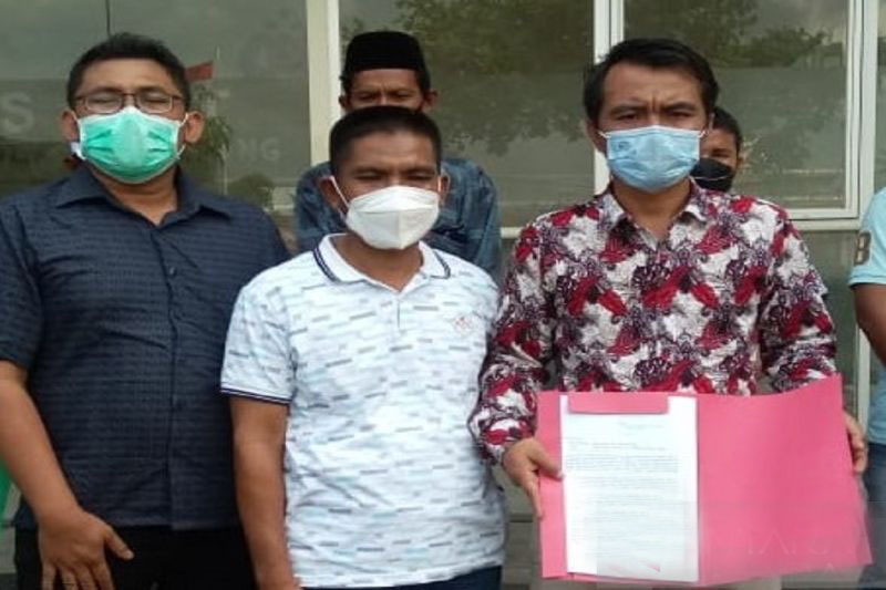 Warga Sampang laporkan Edy Mulyadi ke polisi Warga Sampang laporkan Edy Mulyadi ke polisi