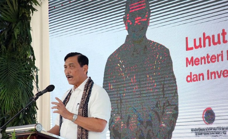 Luhut: Tidak ada rencana hentikan sekolah tatap muka