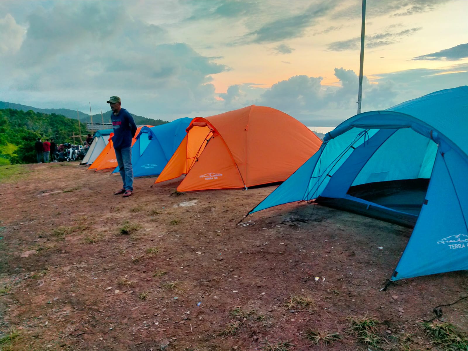 Bukit Mamake dan Papake, salah satu destinasi wisata andalan di Kabupaten Kota baru Bukit Mamake dan Papake, salah satu destinasi wisata andalan di Kabupaten Kota baru