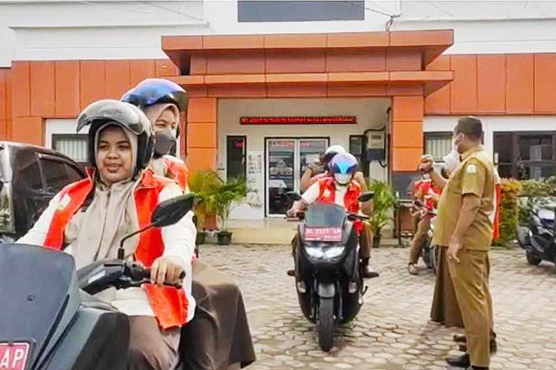 Samsat Lhokseumawe datangi pemilik kendaraan tunggak pajak Samsat Lhokseumawe datangi pemilik kendaraan tunggak pajak