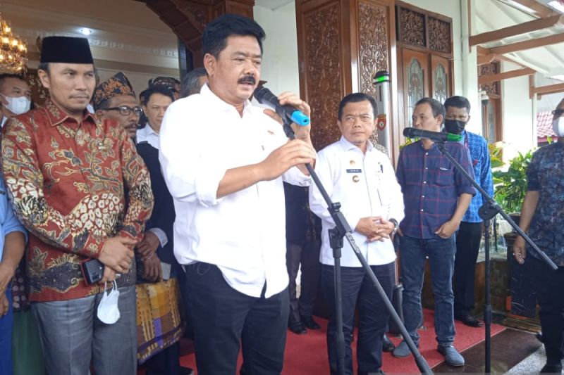 Menteri ATR/BPN selesaikan konflik tanah SAD dengan perusahaan sawit Menteri ATR/BPN selesaikan konflik tanah SAD dengan perusahaan sawit
