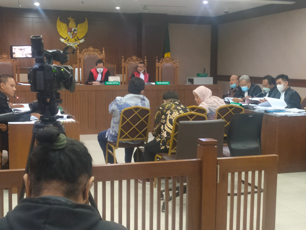Serah terima kerjaaan e-KTP 2013, ketua konsorsium sudah ganti Serah terima kerjaaan e-KTP 2013, ketua konsorsium sudah ganti