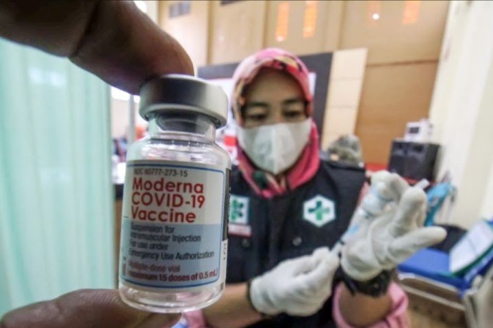 54,9 juta jiwa warga Indonesia telah menerima dosis penguat