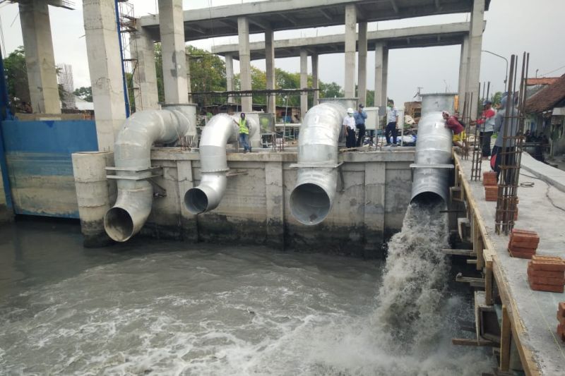 Pembangunan Rumah Pompa Alun-Alun Contong cegah banjir di Surabaya