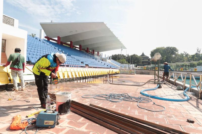 Progres perbaikan arena untuk para-renang APG 2022 capai 90 persen Progres perbaikan arena untuk para-renang APG 2022 capai 90 persen