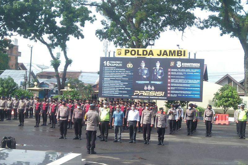 Tim Mabes Polri berangkat ke Jambi persiapan autopsi ulang Brigadir J Tim Mabes Polri berangkat ke Jambi persiapan autopsi ulang Brigadir J