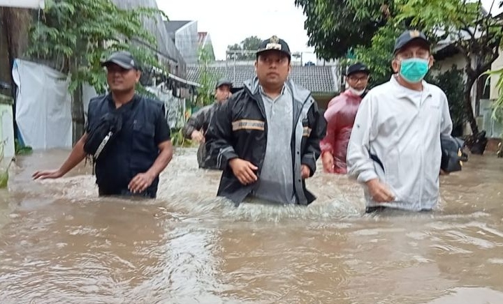 Wali Kota Tangerang instruksikan PUPR atasi tanggul jebol