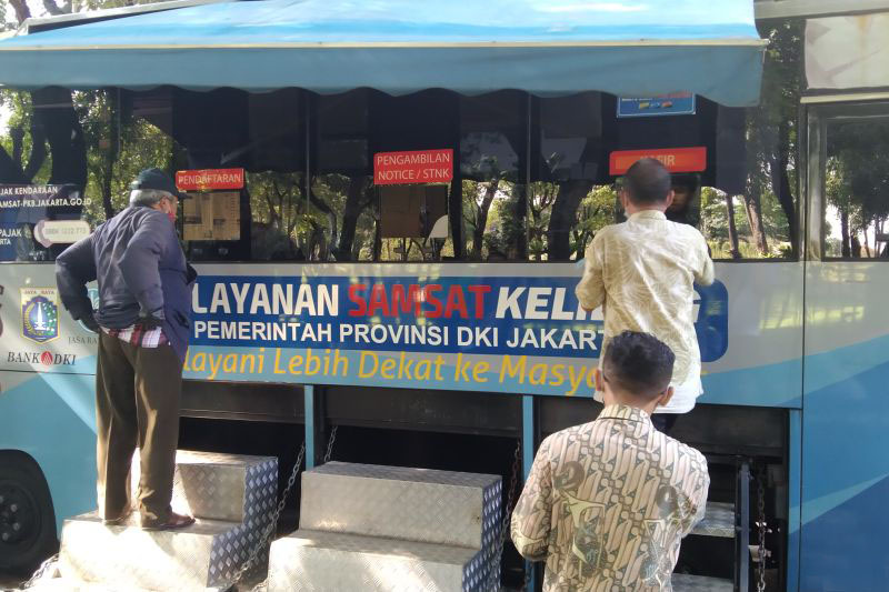 Polda Metro buka layanan Samsat Keliling di 14 wilayah Jadetabek Polda Metro buka layanan Samsat Keliling di 14 wilayah Jadetabek
