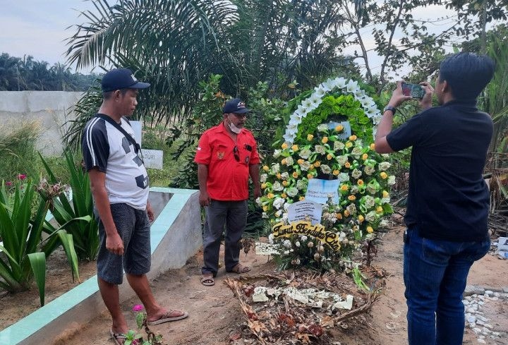 Makam almarhum Bripda Yosua dijaga kerabat jelang autopsi ulang