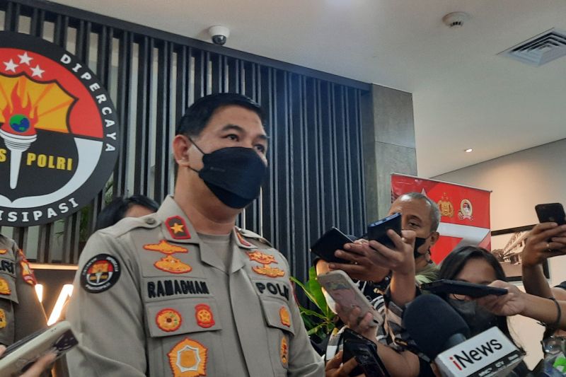 Keterangan polri soal polisi tembak polisi Keterangan polri soal polisi tembak polisi