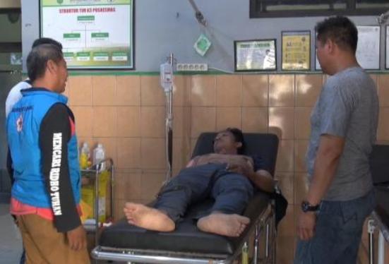 Pekerja toko gadai nyaris tewas akibat tersetrum aliran listrik Pekerja toko gadai nyaris tewas akibat tersetrum aliran listrik