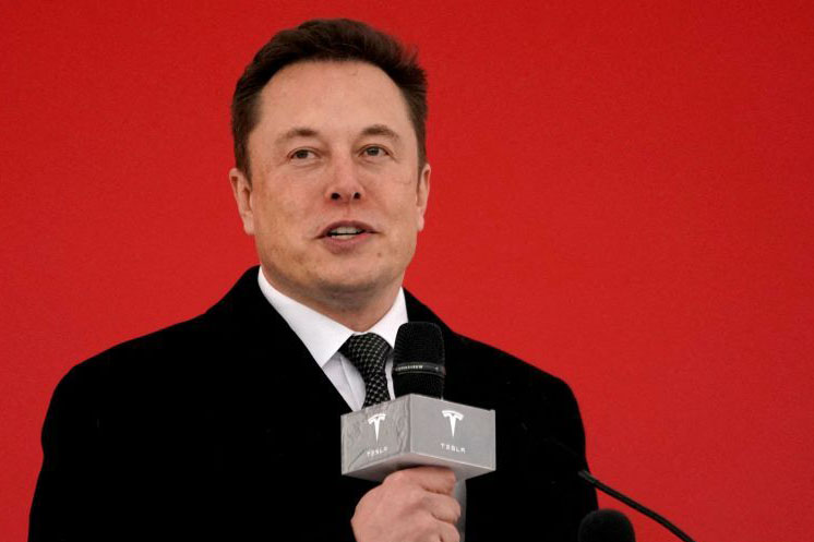 Trump dan Musk saling ejek di media sosial