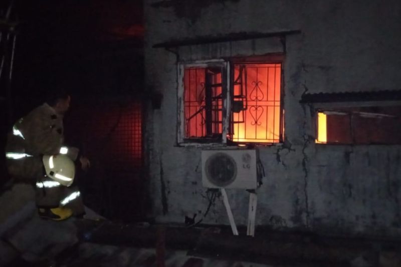 Tiga unit ruko di Tangerang terbakar