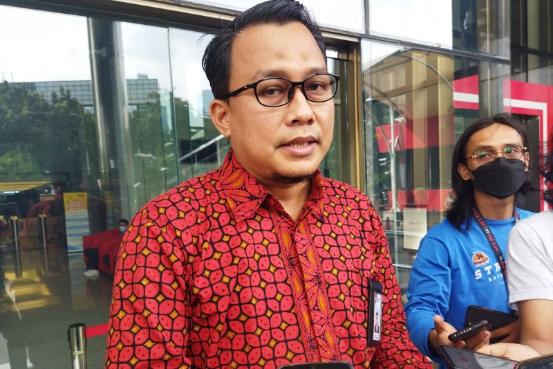 KPK segera kirim surat panggilan kedua kepada Mardani Maming KPK segera kirim surat panggilan kedua kepada Mardani Maming