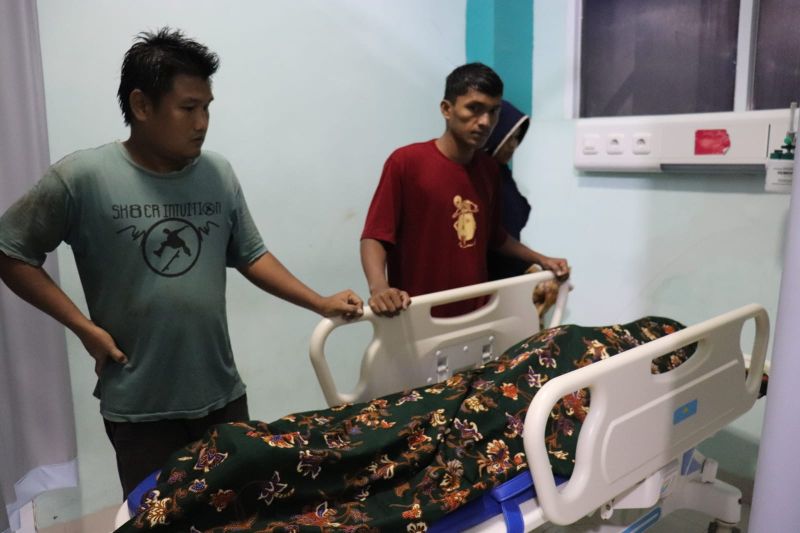 Siswa SD di Kota Padang terseret arus sungai ditemukan meninggal Siswa SD di Kota Padang terseret arus sungai ditemukan meninggal