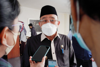 Pemkot Depok larang penggunaan kantong plastik untuk wadah daging kurban Pemkot Depok larang penggunaan kantong plastik untuk wadah daging kurban