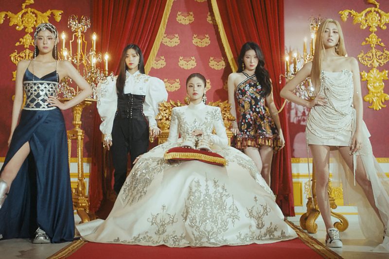 ITZY rilis EP baru Checkmate hari ini ITZY rilis EP baru Checkmate hari ini