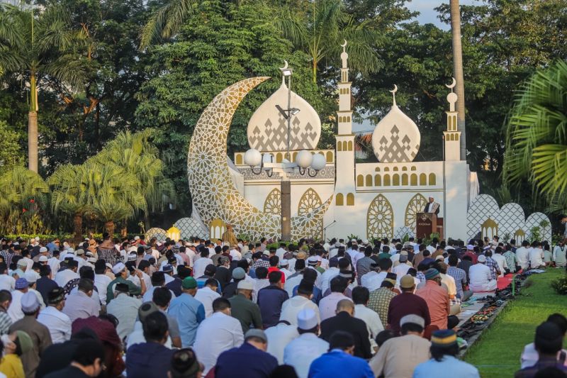 Wali Kota Surabaya: Idul Adha momentum untuk berbagi sesama Wali Kota Surabaya: Idul Adha momentum untuk berbagi sesama
