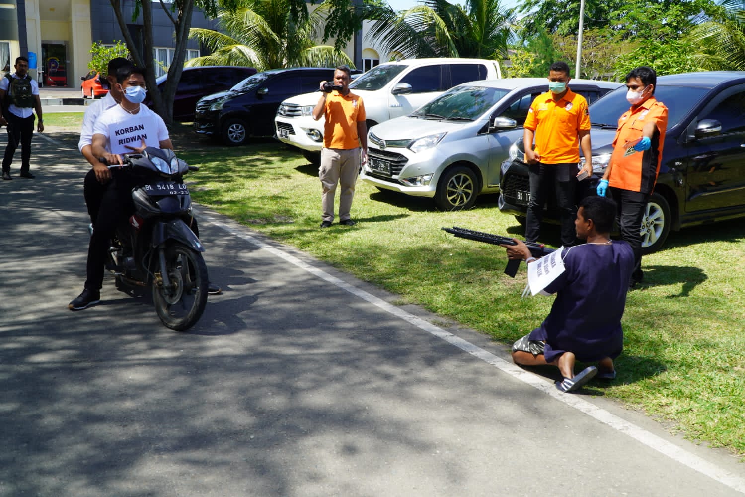 Polisi gelar rekonstruksi kasus penembakan warga Indrapuri Polisi gelar rekonstruksi kasus penembakan warga Indrapuri