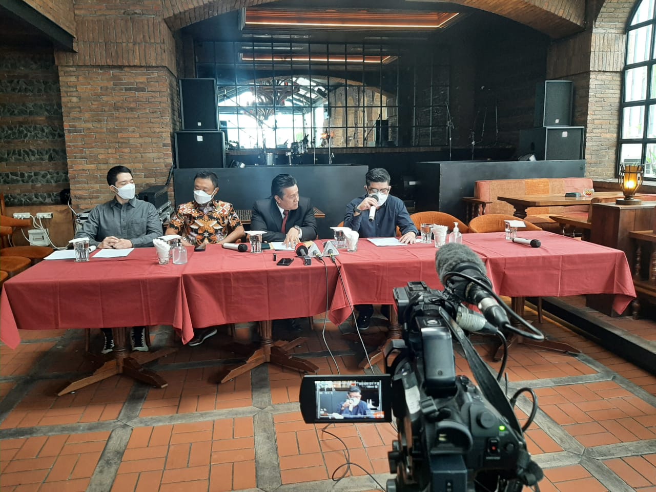 Kasus dugaan pengeroyokan artis Martinez, Basque Jakarta ungkap kronologis Kasus dugaan pengeroyokan artis Martinez, Basque Jakarta ungkap kronologis