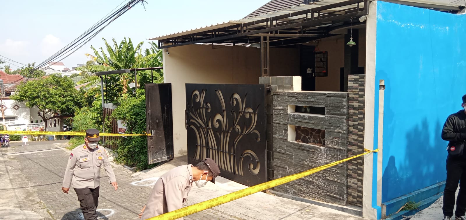 Istri anggota TNI di Semarang ditembak lelaki tak dikenal Istri anggota TNI di Semarang ditembak lelaki tak dikenal