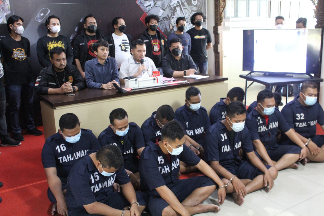 Sebelas satpam RS Kariadi Semarang keroyok pencuri HP hingga tewas Sebelas satpam RS Kariadi Semarang keroyok pencuri HP hingga tewas