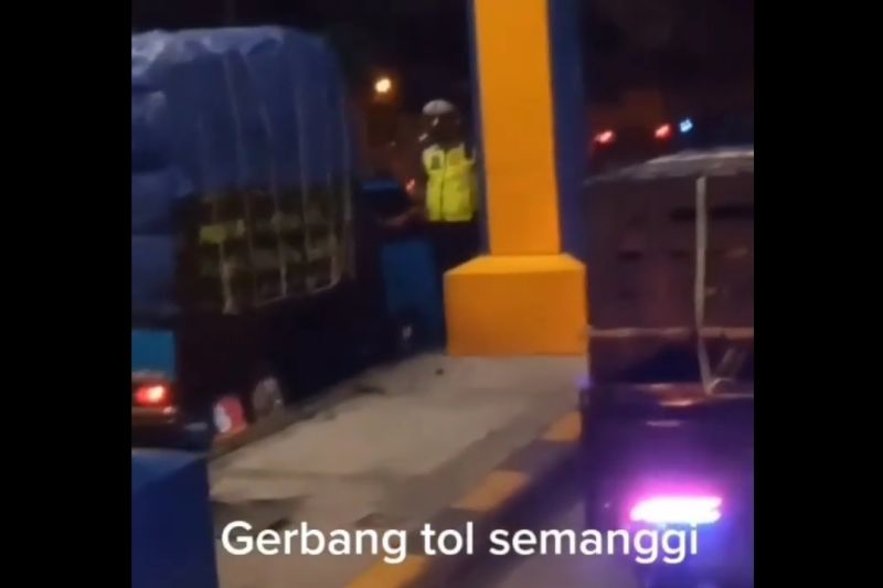 Polda Metro selidiki aksi pungli polantas di Gerbang Tol Semanggi Polda Metro selidiki aksi pungli polantas di Gerbang Tol Semanggi